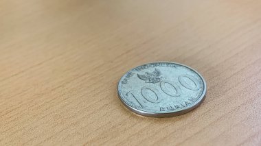 Rupiah bozukluklarının arka planını kapatın. Endonezya, Endonezya Rupiası. Makro görünüm.