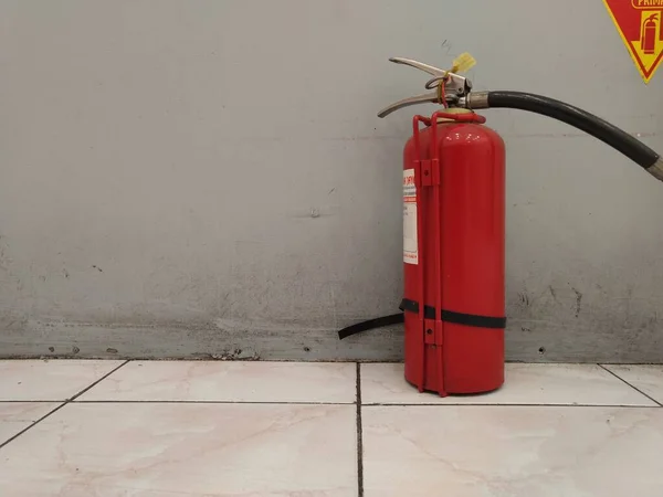 Fire Extinguisher Installed Room — Stockfoto