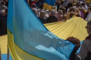 İspanya meydanında Ukrayna protestosu
