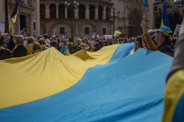 İspanya meydanında Ukrayna protestosu