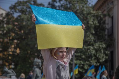İspanya meydanında Ukrayna protestosu