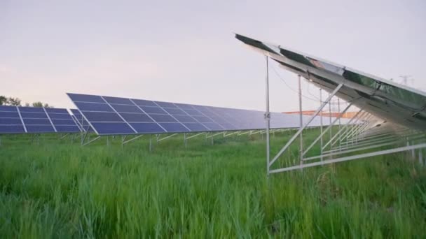 Solpanel Modern Station Ljus Dag Kraftverk Som Använder Förnybar Solenergi — Stockvideo