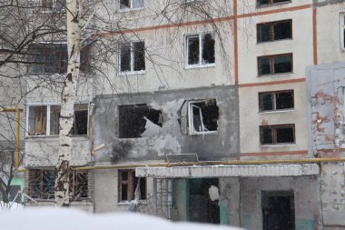 Russian rocket artillery deliberately destroyed apartment buildings in Kharkiv, march 2022, northern saltivka