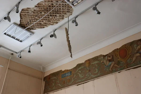 Broken Roof Shelling Russian Army Fine Arts Museum Kharkiv — Stockfoto