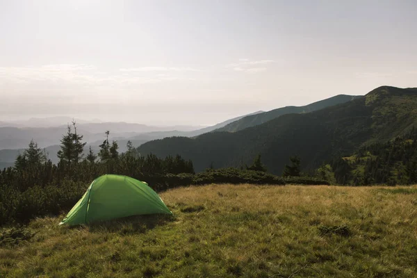 Güzel Karpat Dağları, yol, tepeler, orman, Ukrayna