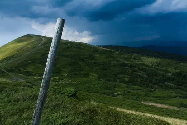 Schöne Karpaten Straße Hügel Wald Ukrainene — Stockfoto