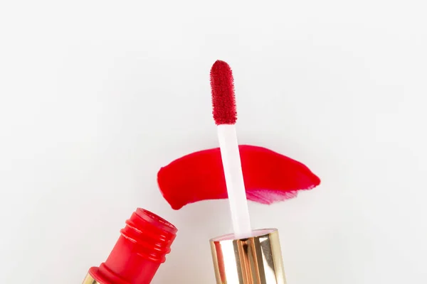 Drop Red Liquid Lipstick Smeared White Background Red Lip Gloss —  Fotos de Stock
