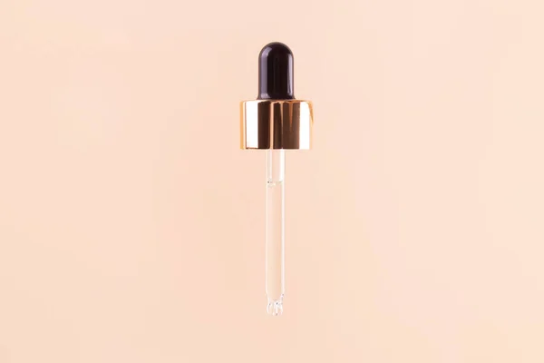 Essential Clear Oil Serum Pipette Isolated Beige Background Close Cosmetic —  Fotos de Stock