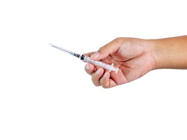 Hipodermik şırınga sapı, iğne koruma kapağı kapalı. Çalışmaya ve izole edilmiş arkaplanda kırpma yoluna sahip olmaya hazır