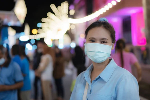 Femmes Asiatiques Portant Des Masques Allez Événement Qui Tient Nuit — Photo