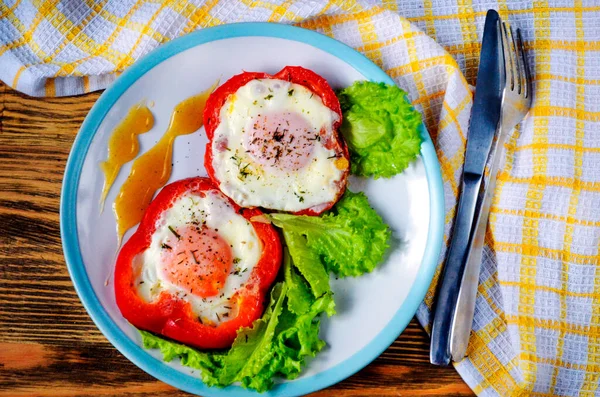 Huevos Pollo Fritos Pimiento Desayuno Plato — Foto de Stock