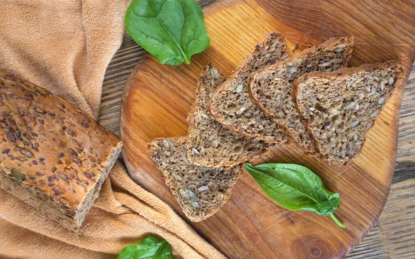 Dietary Healthy Multi Grain Bread Nuts Seeds — Stock Photo, Image