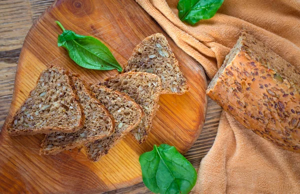 Dietary Healthy Multi Grain Bread Nuts Seeds — Fotografia de Stock