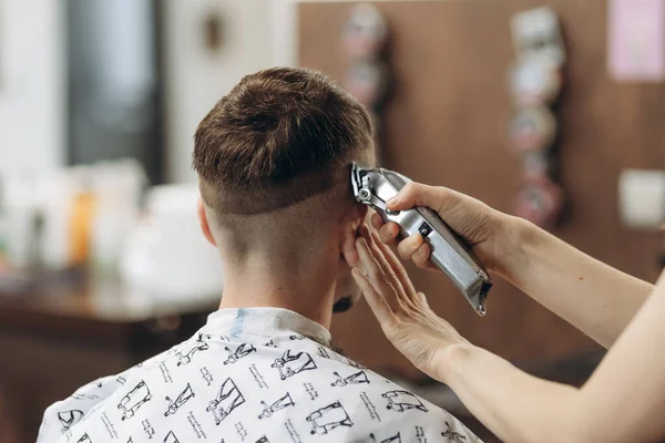 Young Man Trendy Haircut Barber Shop Barber Does Hairstyle Beard — Stock Photo, Image