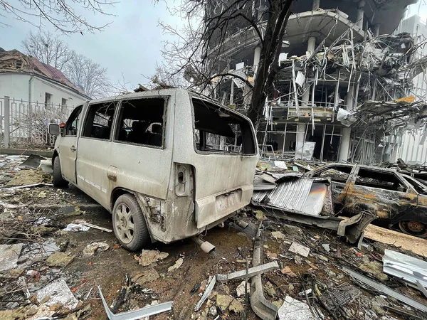 March 2022 Destroyed Buildings Streets Kharkiv Ukraine — Free Stock Photo