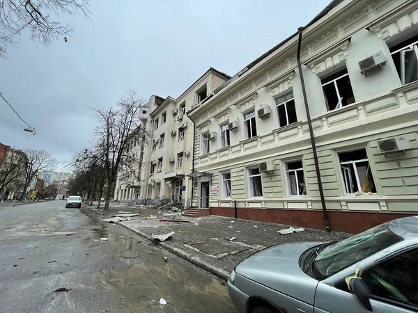 Marzo 2022 Edifici Distrutti Strade Kharkiv Ucraina — Foto stock gratuita