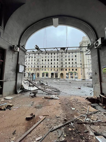 Marzo 2022 Edificios Destruidos Las Calles Kharkiv Ucrania — Foto de stock gratis