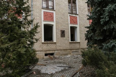 UKRAINE, KHARKIV, 01 Mart 2022: Harkiv 'in harabe şehir merkezinin görüntüsü. Rusya 'nın Ukrayna İstilası.