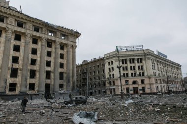 UKRAINE, KHARKIV, 01 Mart 2022: Harkiv 'in harabe şehir merkezinin görüntüsü. Rusya 'nın Ukrayna İstilası.