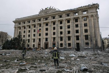 UKRAINE, KHARKIV, 01 Mart 2022: Harkiv 'in harabe şehir merkezinin görüntüsü. Rusya 'nın Ukrayna İstilası.