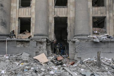 UKRAINE, KHARKIV, 01 Mart 2022: Harkiv 'in harabe şehir merkezinin görüntüsü. Rusya 'nın Ukrayna İstilası.
