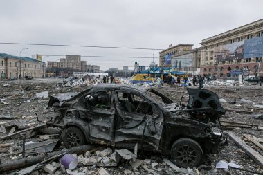 UKRAINE, KHARKIV, 01 Mart 2022: Harkiv 'in harabe şehir merkezinin görüntüsü. Rusya 'nın Ukrayna İstilası.