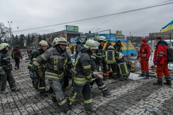 Ukraine Kharkiv March 2022 Volunteers Help Victims People Russia Invasion Stock Image