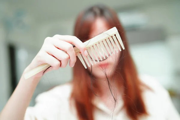 Asian Woman Have Problem Long Hair Loss Attach Comb Brush —  Fotos de Stock