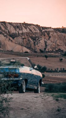 Kapadokya balonları gorme hindi seyahati manzara duvar kağıdı gezisi goreme nevsehir kayseri araba cavusin