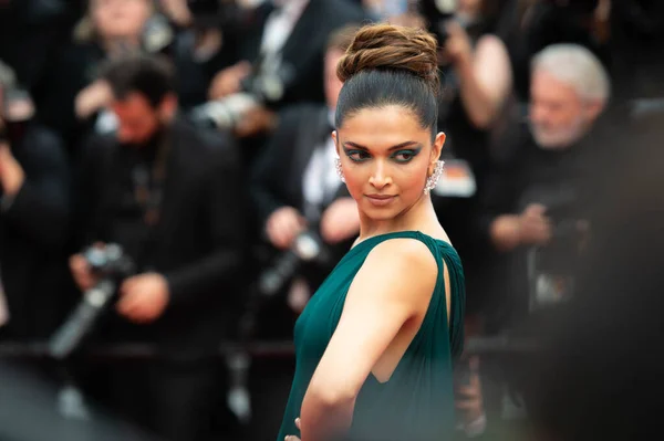 Cannes France May 2017 Deepika Padukone Παρευρίσκεται Στην Προβολή Του — Φωτογραφία Αρχείου