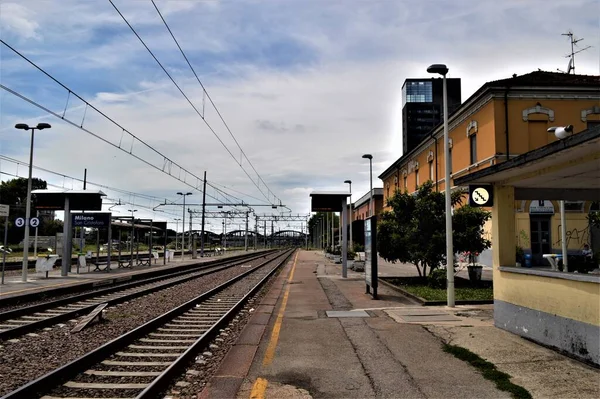 Ferrovia Milano Ferrocarril Milán —  Fotos de Stock