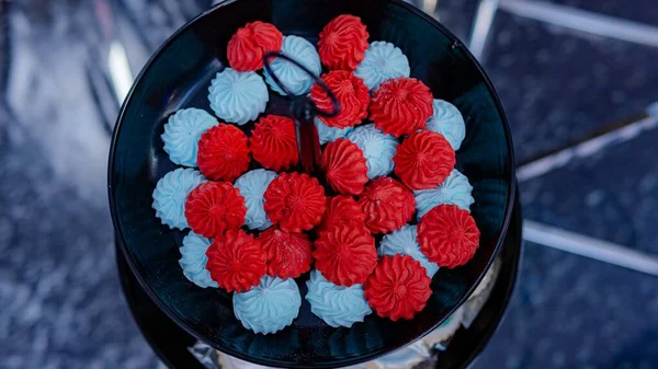 Kırmızı düğün ve doğum günü kekleri Bizcochitos rojos de bodas y cumpleaos 