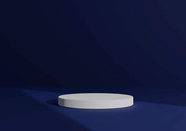1つのホワイトシリンダーポディウムまたは抽象的な影の上に立つシンプルで最小限の3Dレンダリング組成製品表示のためのダークロイヤルブルーの背景製品への三角形のライトポインティング — ストック写真