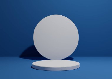 Parlak, koyu, pastel mavi, basit ve minimal bir kompozisyonun tek silindir duruşu ya da ürün gösterimi ya da geometrik şekilli reklamlar için podyumu, metin için alanı olan boş arkaplan.