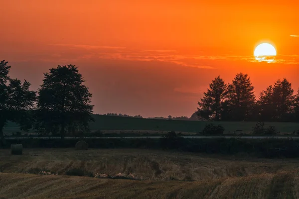 Güzel Kashubiya manzarası gün batımında