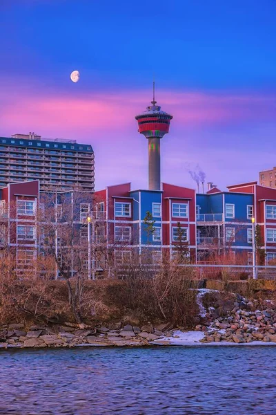 Calgary Tower Moon Sunrise Sky — Stock Photo, Image