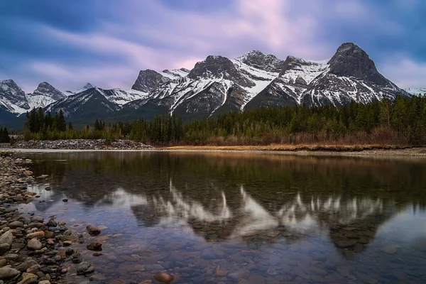 Long Exposure Mountain River Reflections Canmore — Stock Fotó