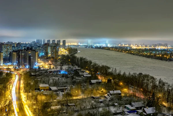 Ust Slavyanka Yerleşim Yerindeki Zavodskaya Caddesi Nde Yeni Konut Binalarının — Stok fotoğraf