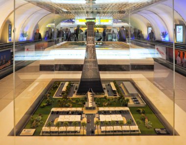 Abu Dabi Uluslararası Havaalanı. Abu Dabi, Birleşik Arap Emirlikleri. 27 Ocak 2014. Etihad Havayolları için ev portu.