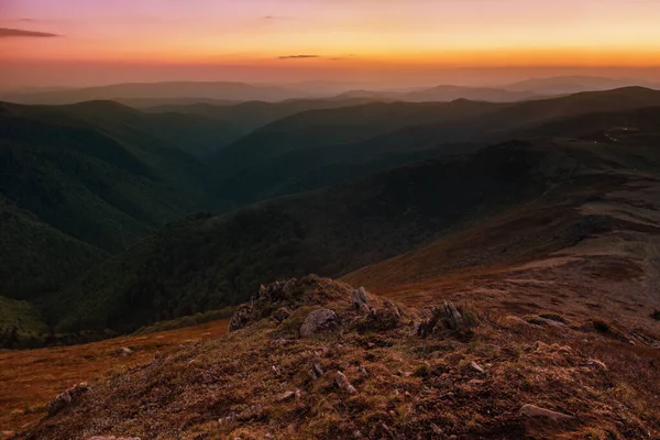 Spektakularne Letnie Krajobrazy Niesamowity Zachód Słońca Piękne Tło Natury Górach — Zdjęcie stockowe