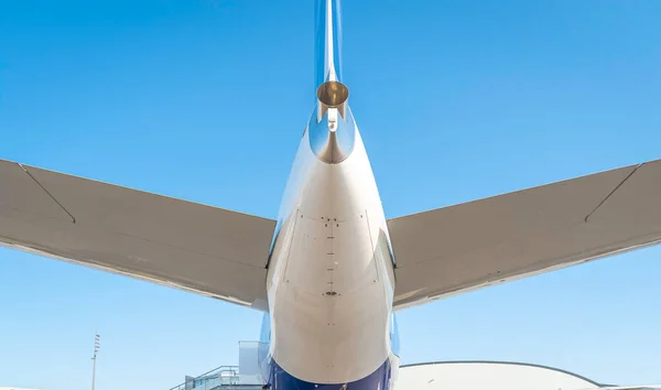 Bir Uçağın Kuyruğunun Görüntüsü — Stok fotoğraf