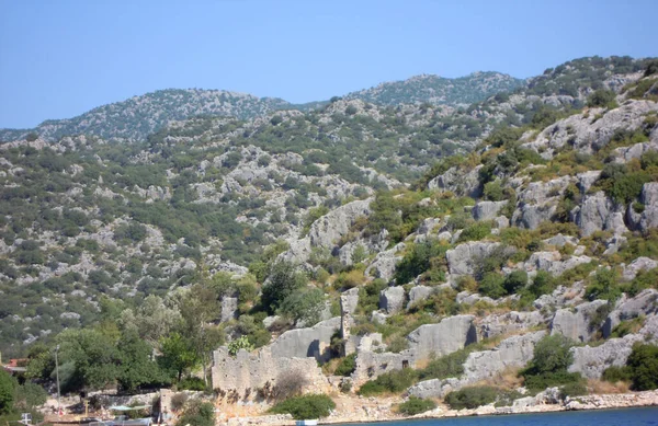 地中海的岩石 — 图库照片