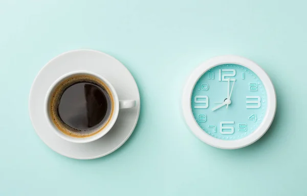 Clock Coffee Color Background Top View — стоковое фото