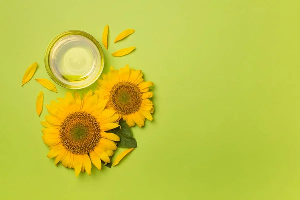 Sunflower Oil Flower Color Background Top View — Foto de Stock