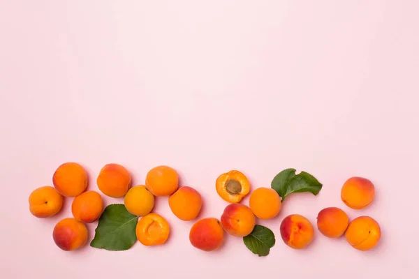 Flat Lay Ripe Ricots Color Background Top View — Photo