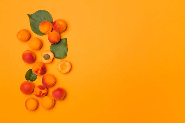 Flat Lay Ripe Apricots Color Background Top View — Foto de Stock