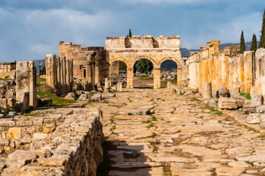 Pamukkale Türkiye 'nin antik Hierapolis kenti