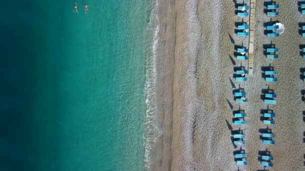 Two Lonely Tourists Swimming Sea Most Beautiful Empty Beach Sun — Stockvideo