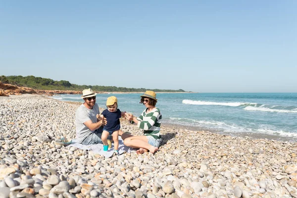 Father Mother Playing Little Girl Mediterranean Beach Family Vacations — Stock Photo, Image