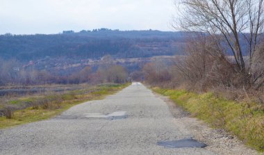 Önümüzde yamalarla sarsıcı bir yol var